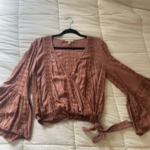 Super cute blouse from American Eagle!